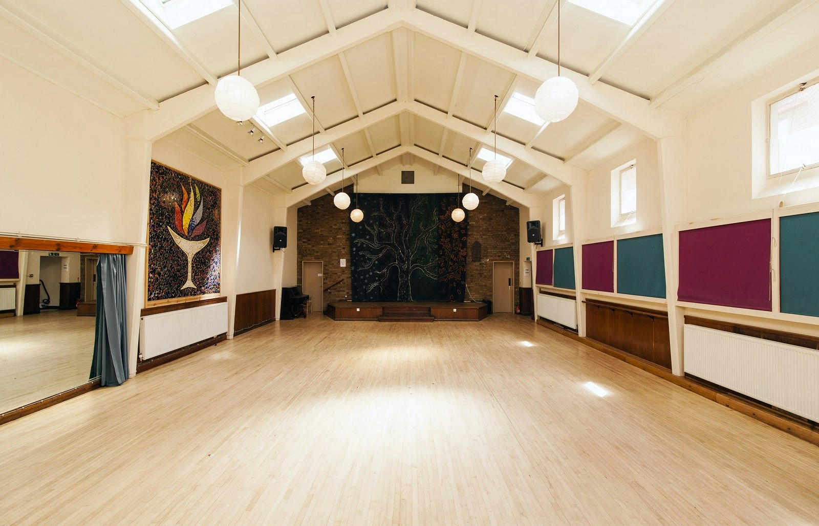 Unity Islington - Large Hall image 4