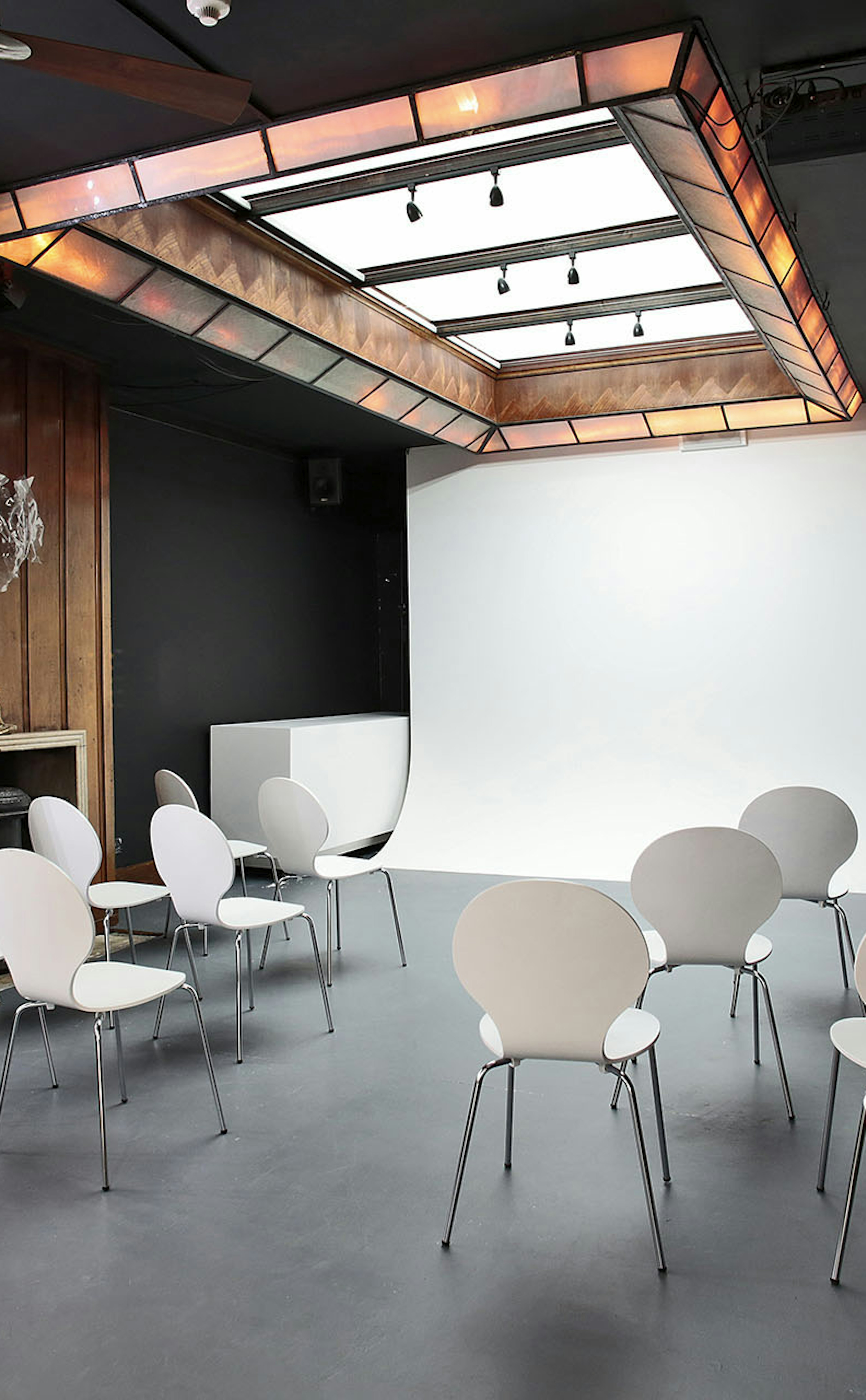 Trending Meeting Rooms - Anomalous Space