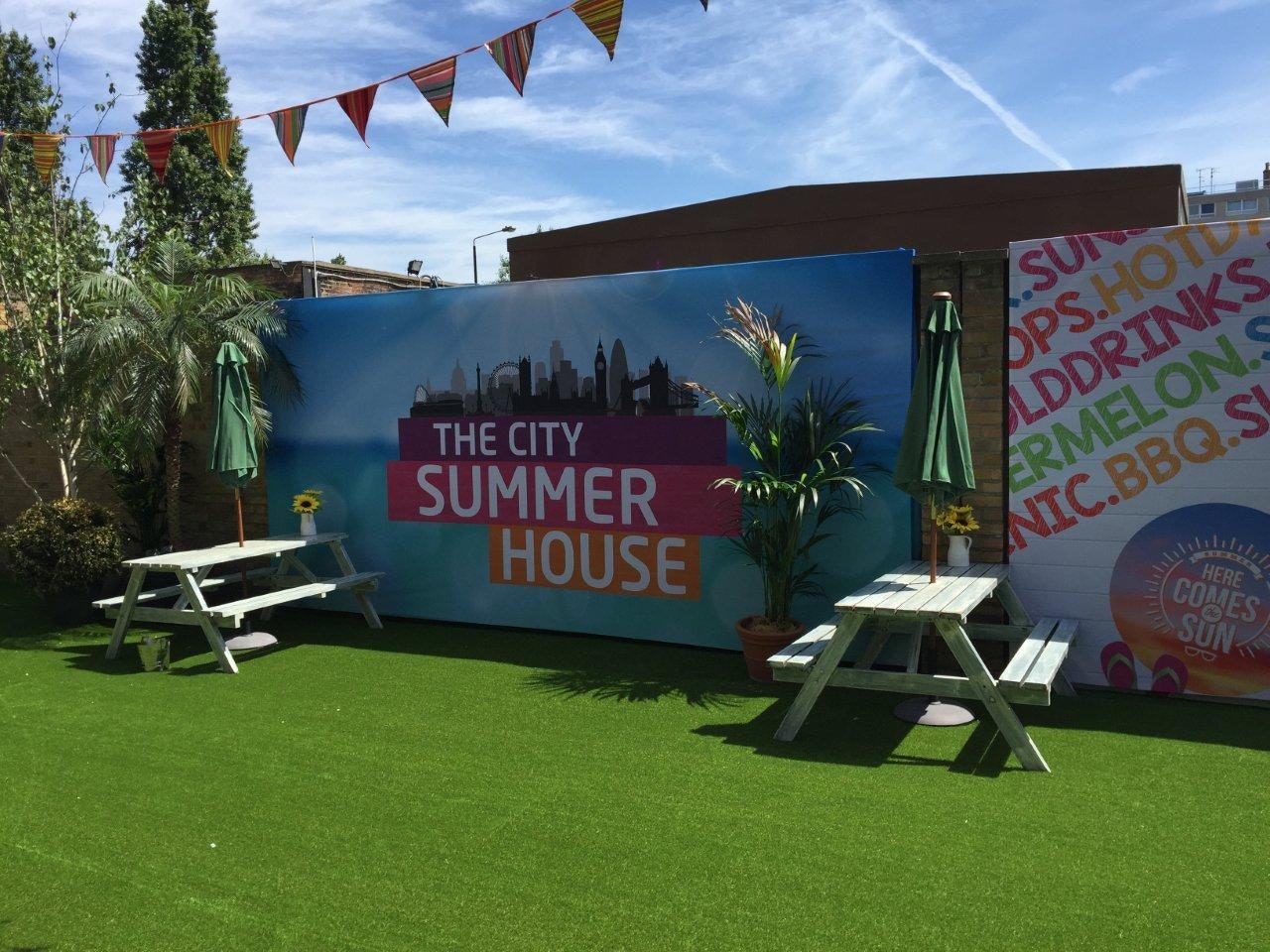 The City Summer House - Summer Party Centre Stage Package image 6