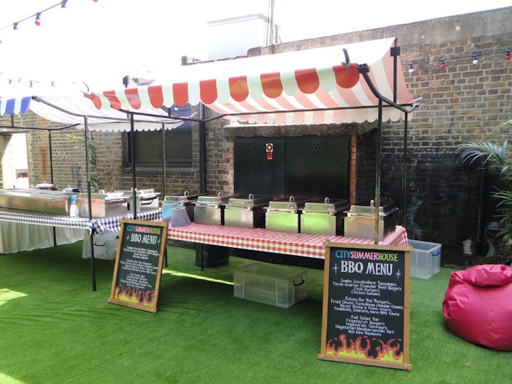 The City Summer House - Summer Party Centre Stage Package image 1
