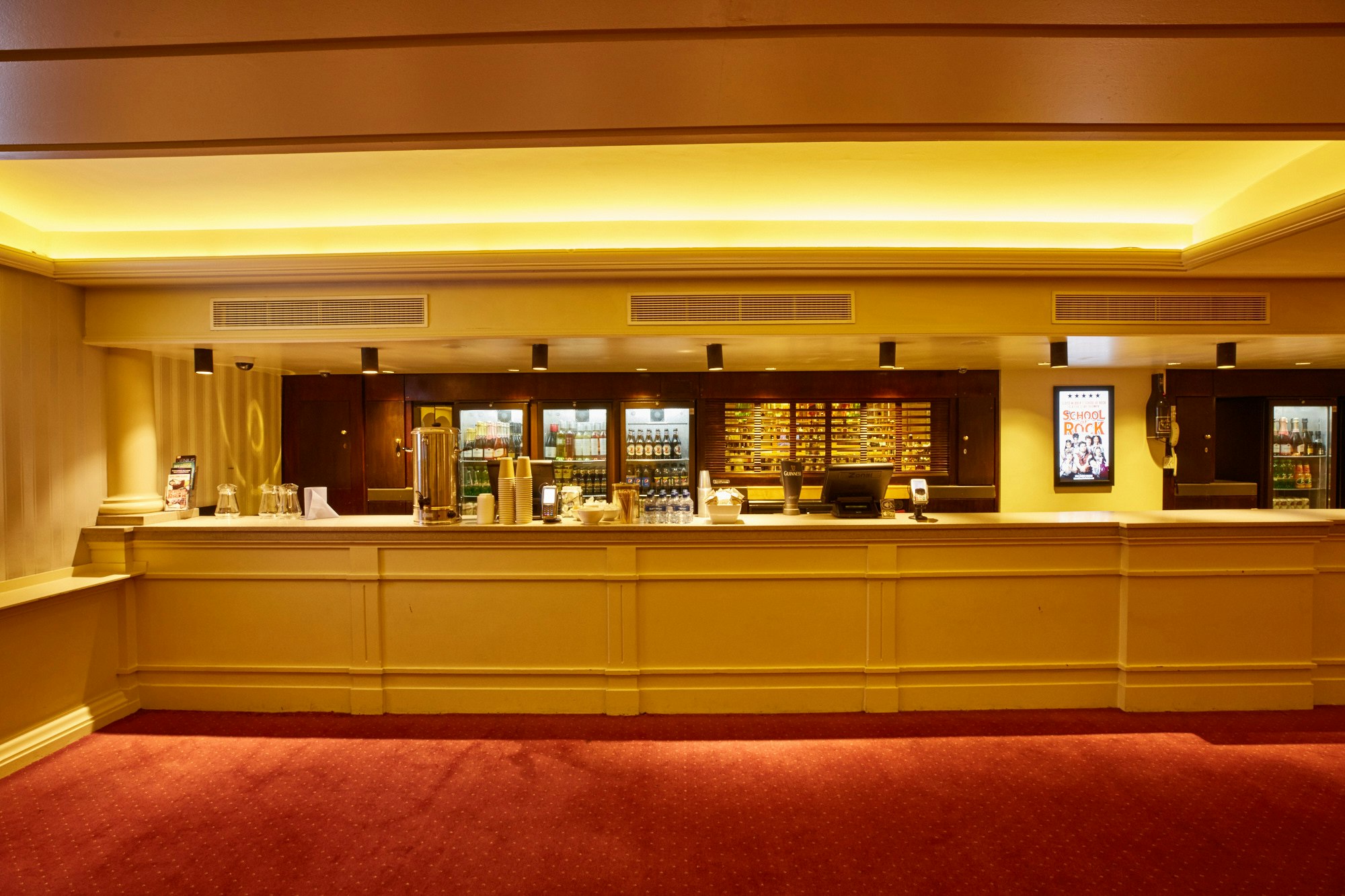 London Palladium - Val Parnell Bar image 3
