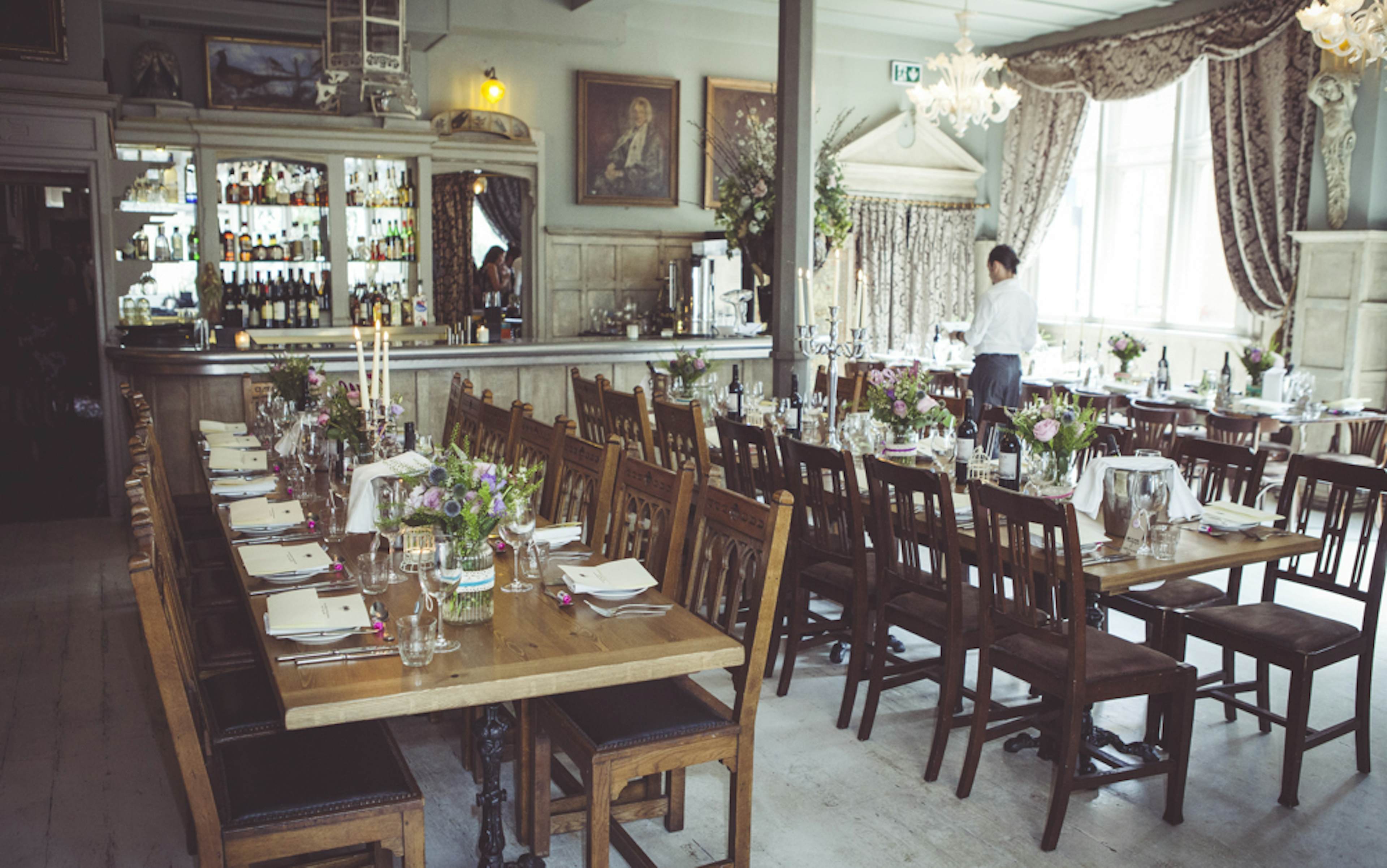 Paradise by way of Kensal Green - Dining Room image 1