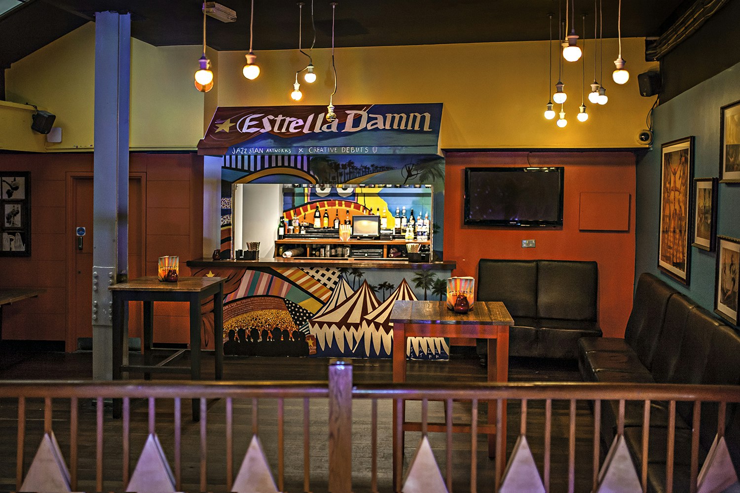 Cocktail Bars Venues in Shoreditch - Trapeze Bar