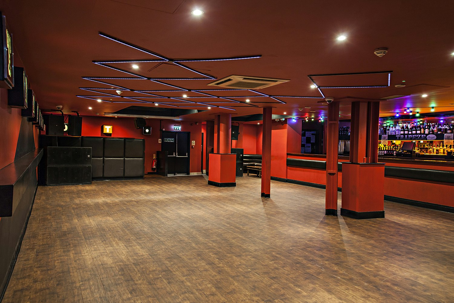 Nightclub Venues in London - Trapeze Bar