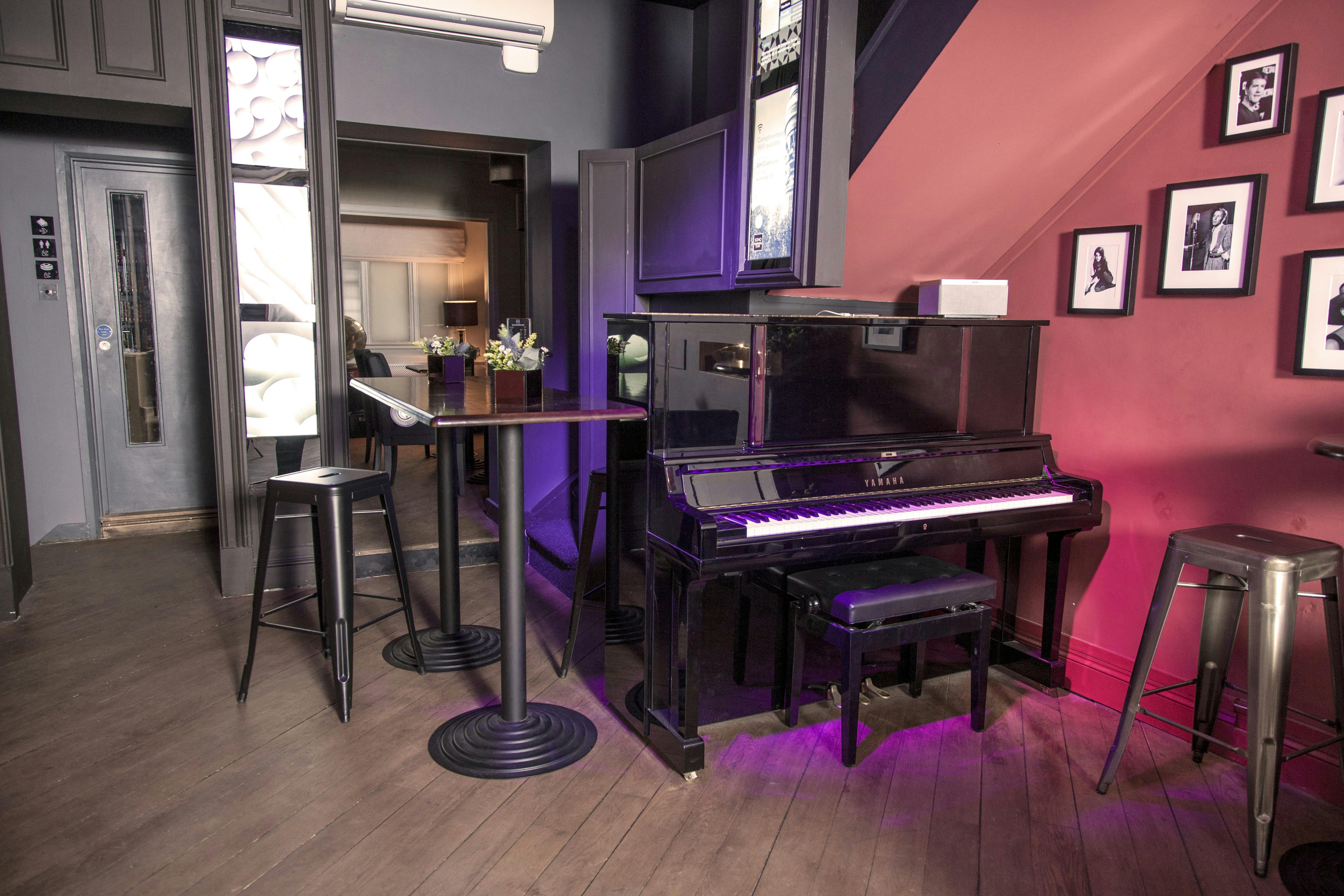 Piano Bar | Arts Hire | Soho Business Club