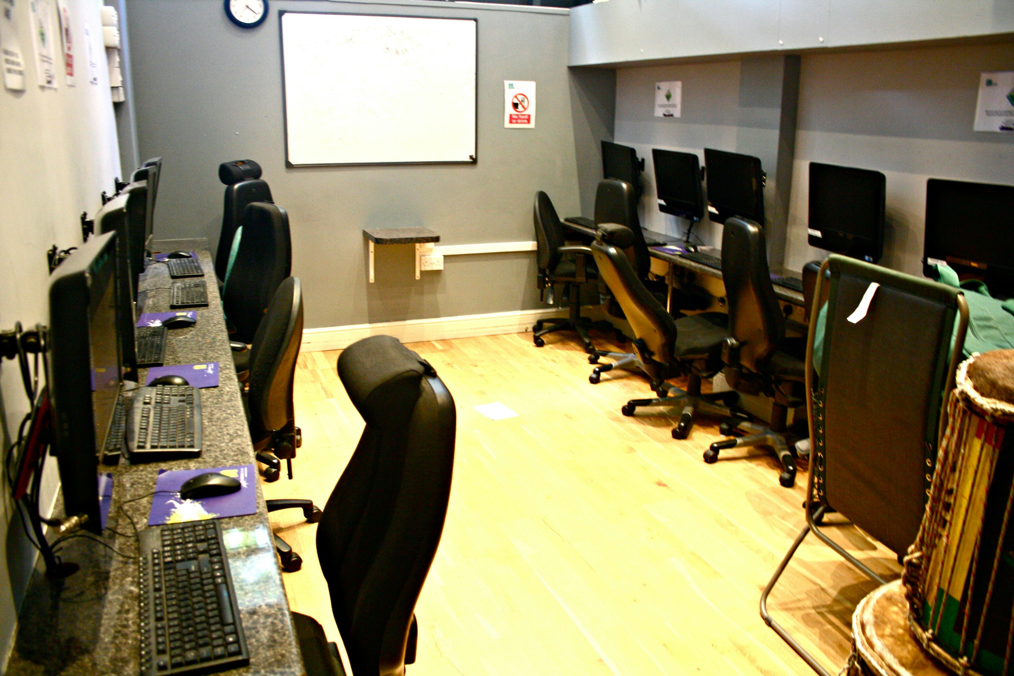 IT Training Venues in London - Queens Crescent Community Centre