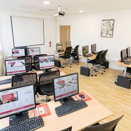The Training Room Hire Company - Computer / IT Room image 6