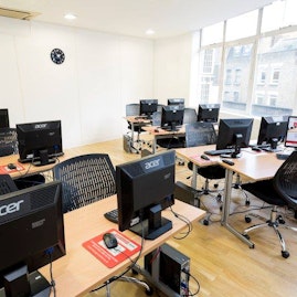 The Training Room Hire Company - Computer / IT Room image 7