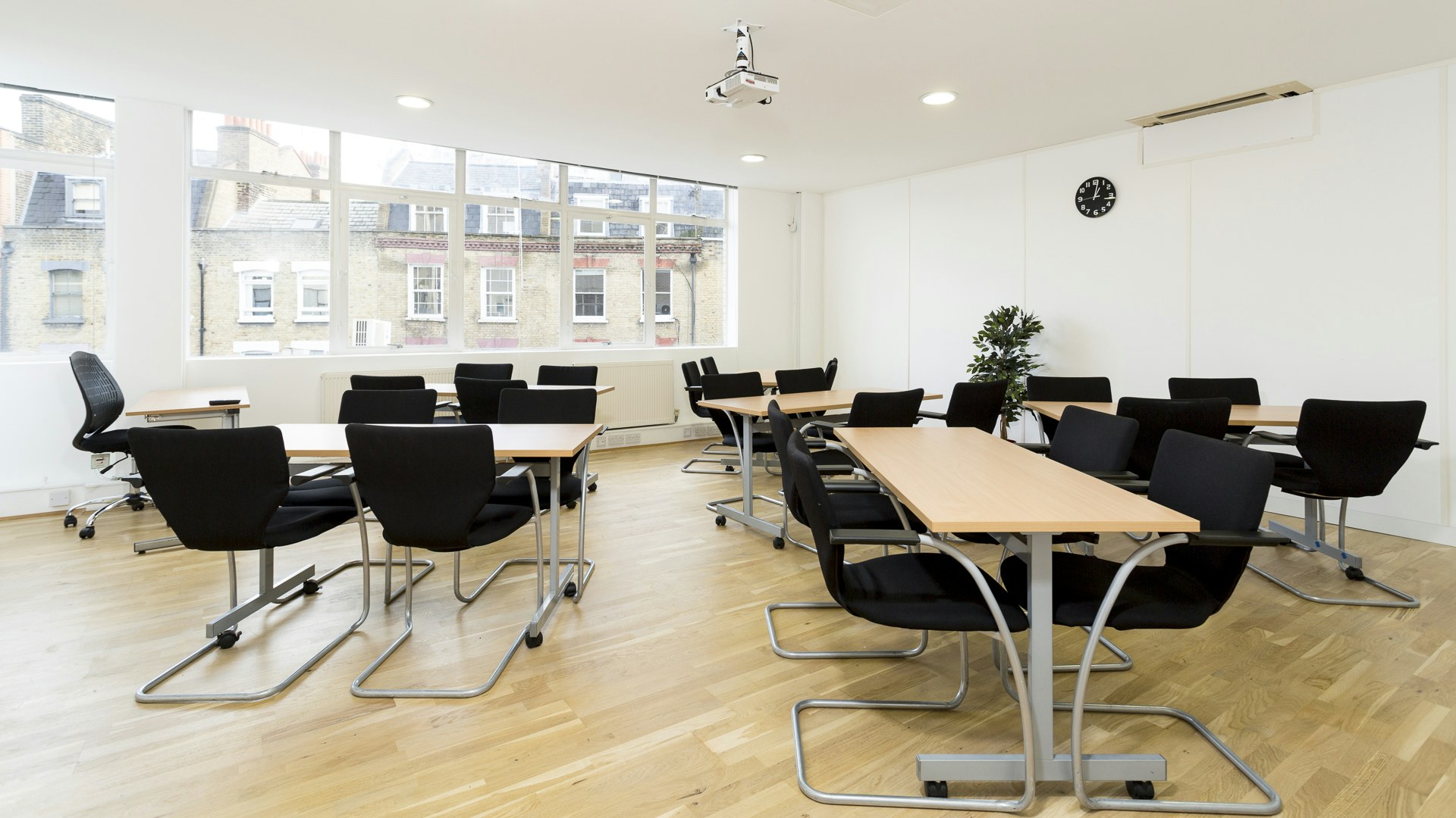 The Training Room Hire Company - Conference / Meeting Room (Large) image 3