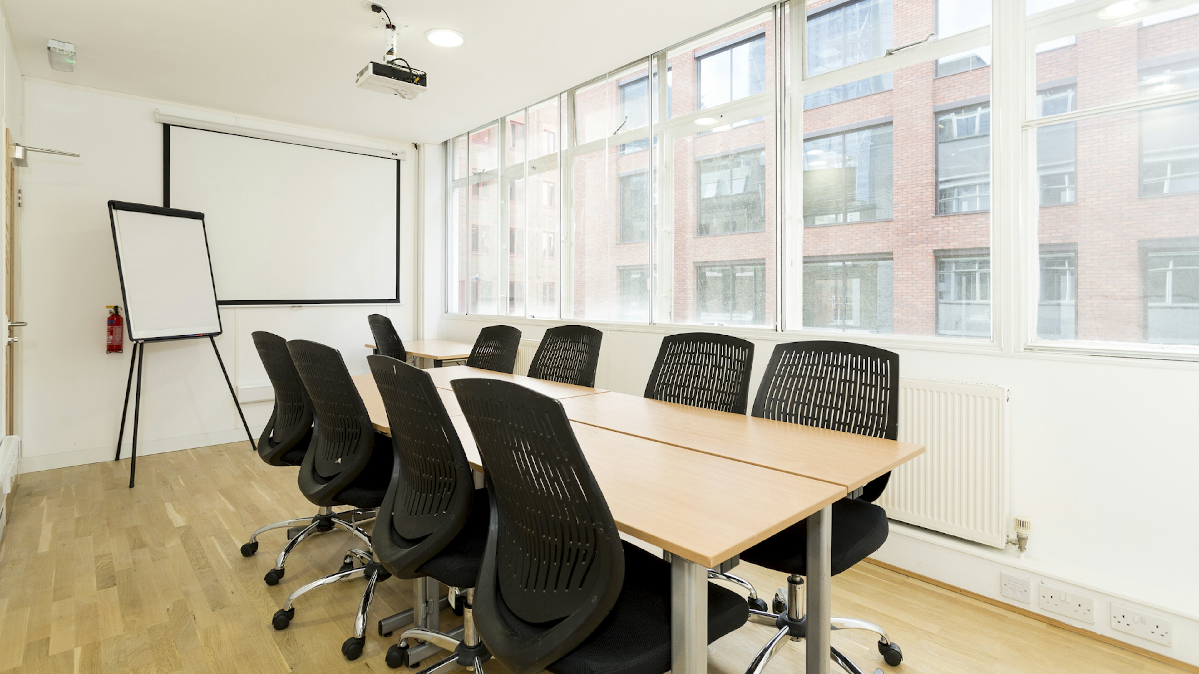 Cheap Meeting Rooms - The Training Room Hire Company - Business in Conference / Meeting Room (Small)  - Banner