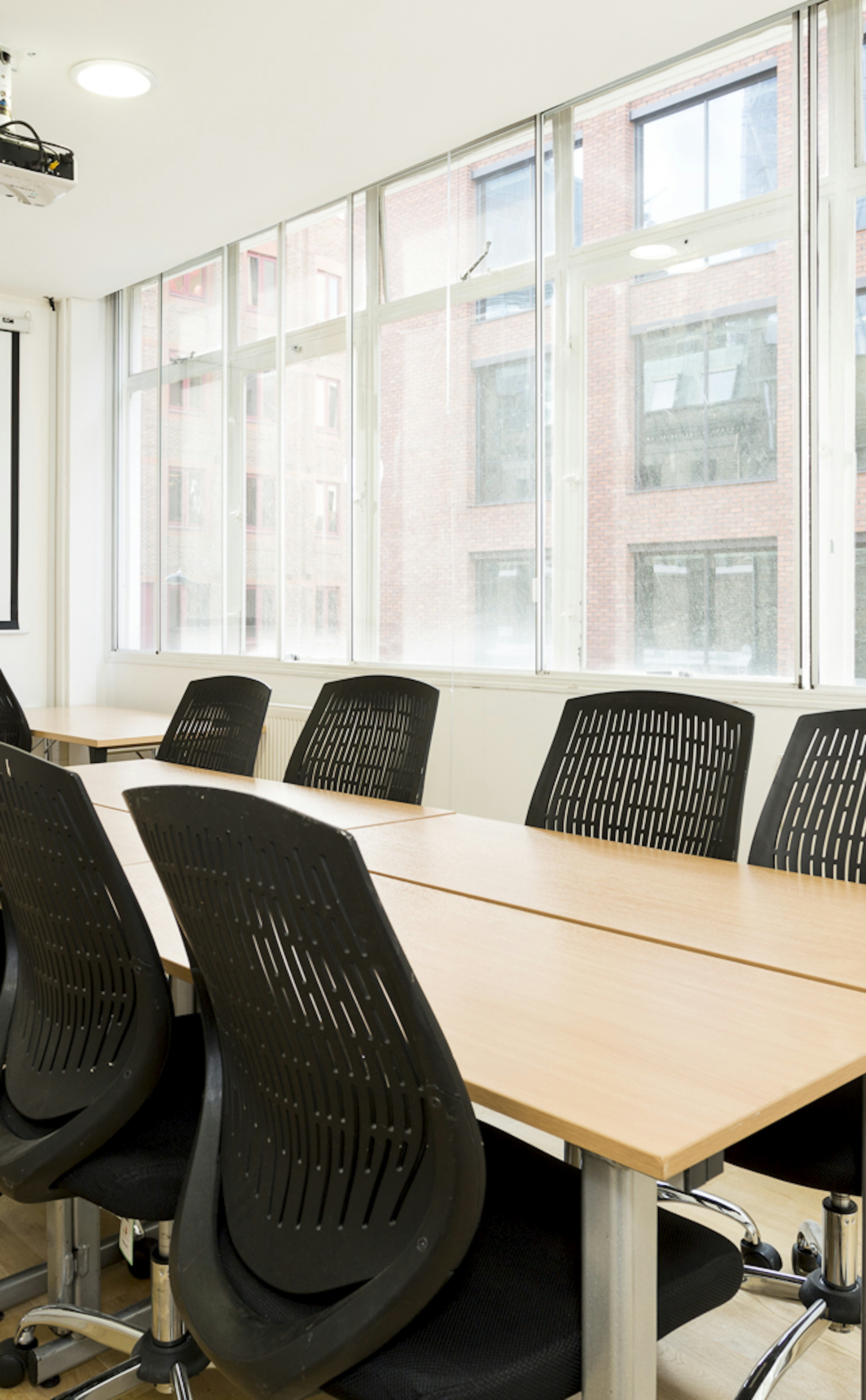 Cheap Meeting Rooms - The Training Room Hire Company