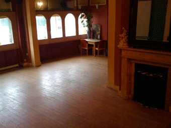 The Red Hedgehog - The Salon Theatre image 6