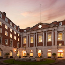 BMA House - The Courtyard image 6