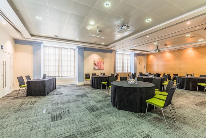 BMA House - Murrell Barnes Suite image 2