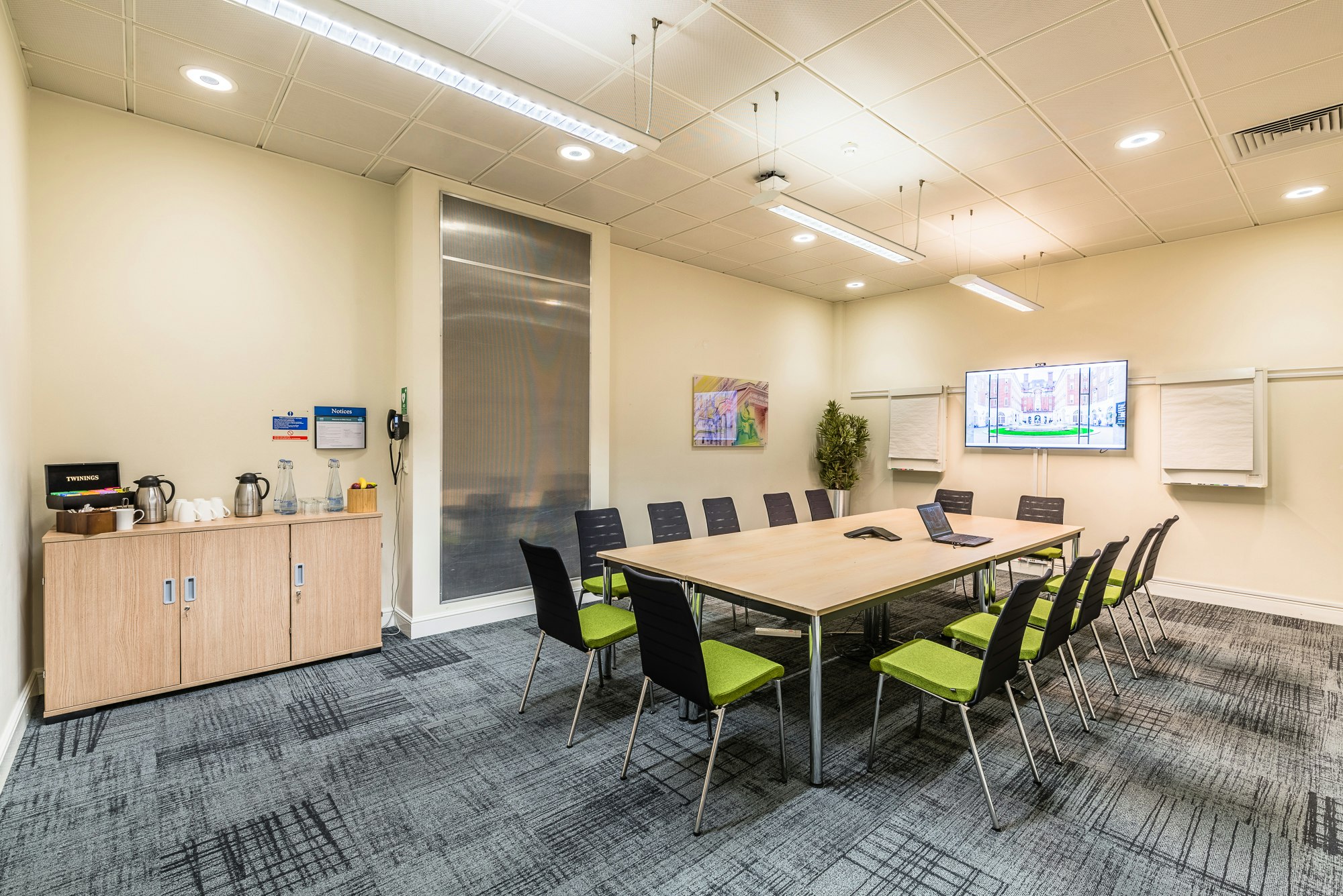 BMA House - Jenner Room image 3