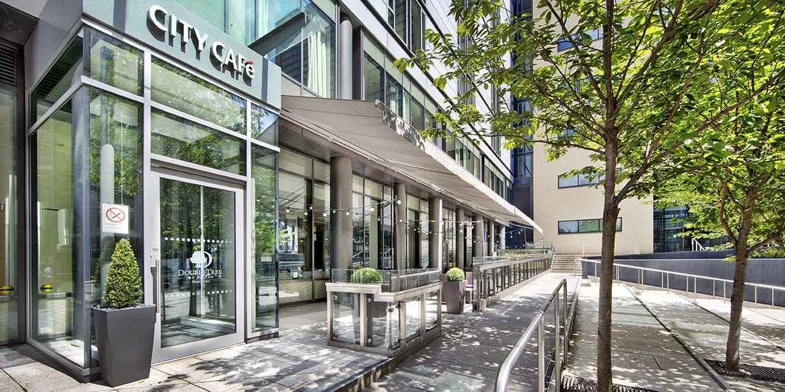 Summer Party Venues in Manchester - DoubleTree by Hilton Manchester
