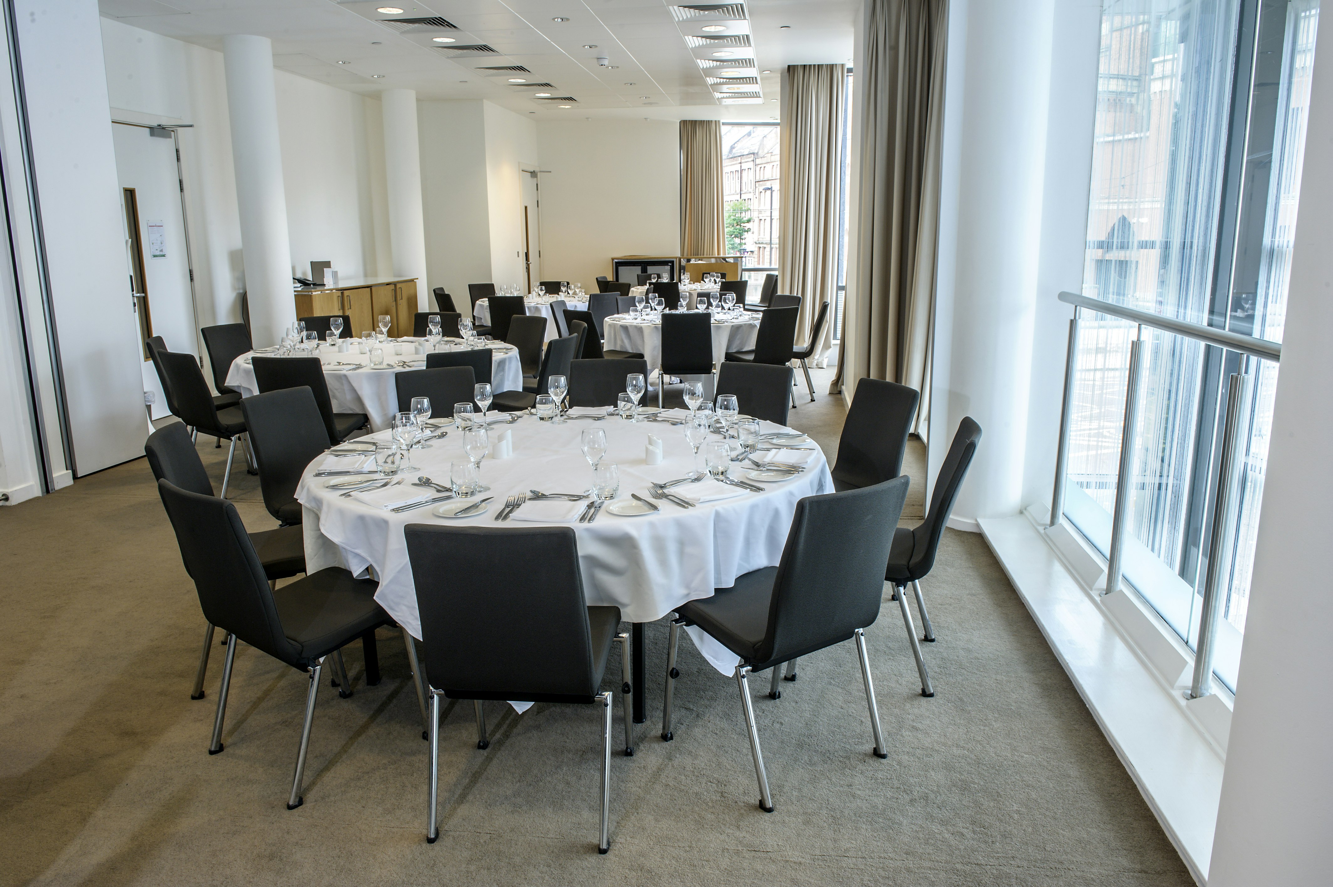 DoubleTree by Hilton Manchester - Scone image 1