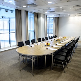 DoubleTree by Hilton Manchester - Meeting Rooms image 2