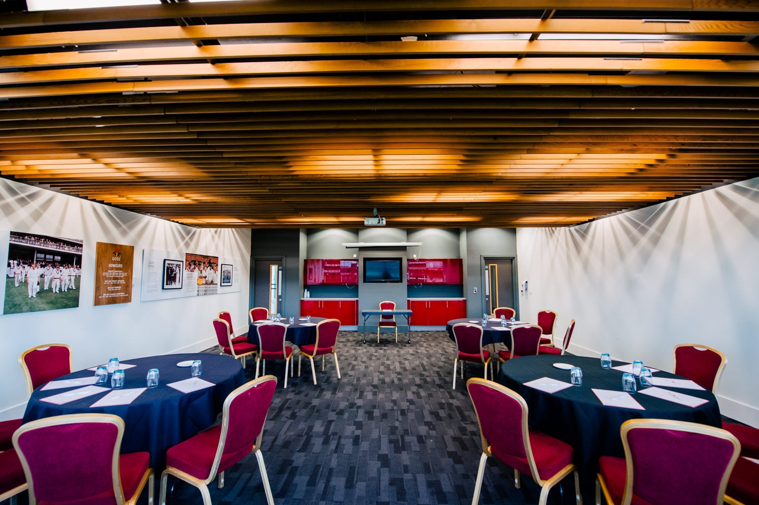 Emirates Old Trafford  - Players' Lounge image 1