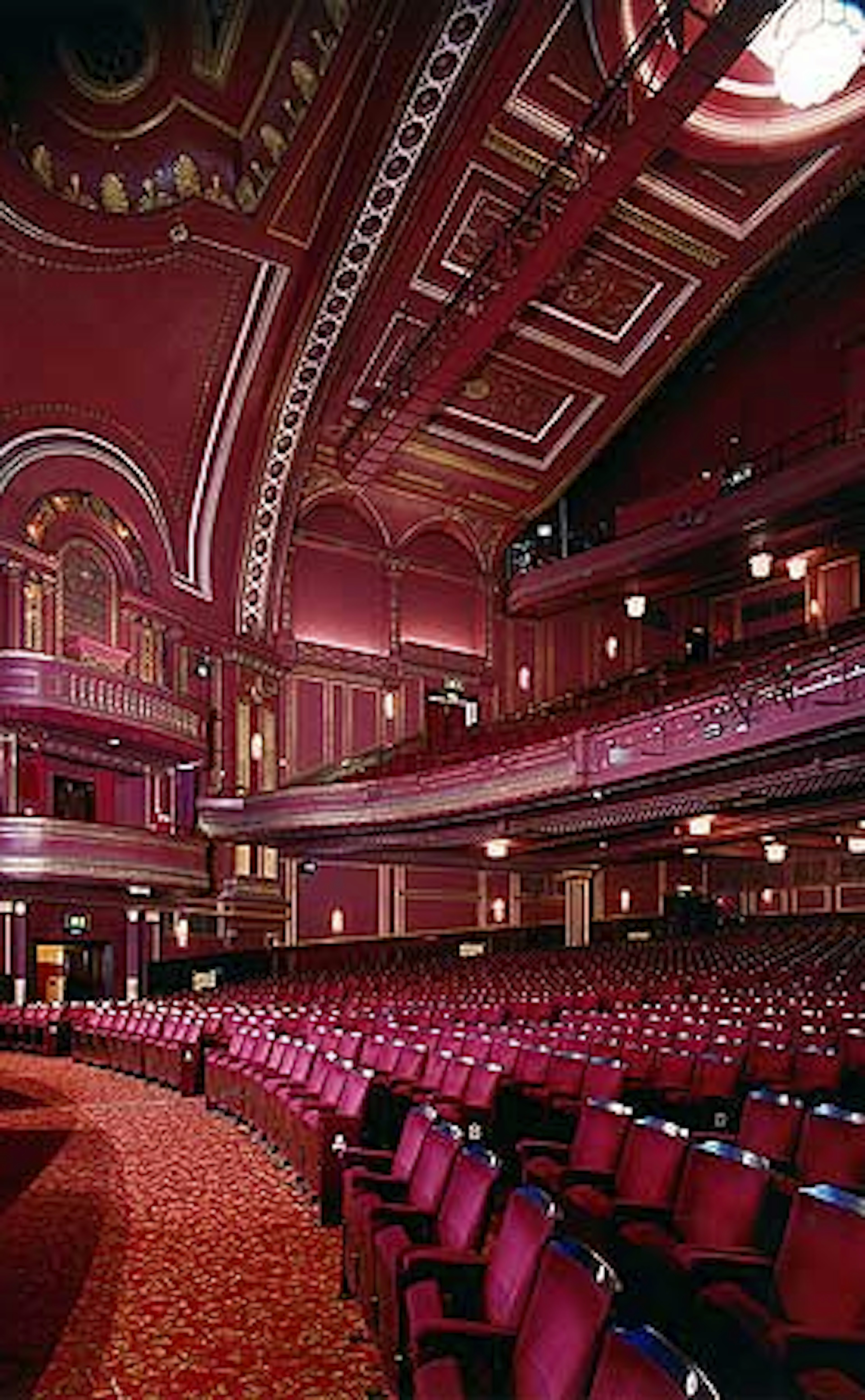Auditoriums - Dominion Theatre 
