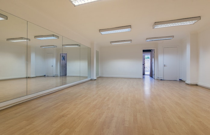 The Academy - The Lounge Studio  image 3
