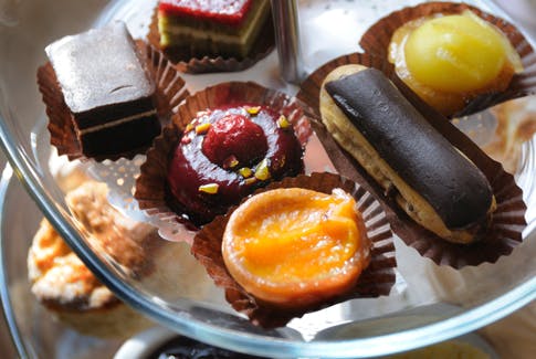 Dining Watts Gallery Artists Village