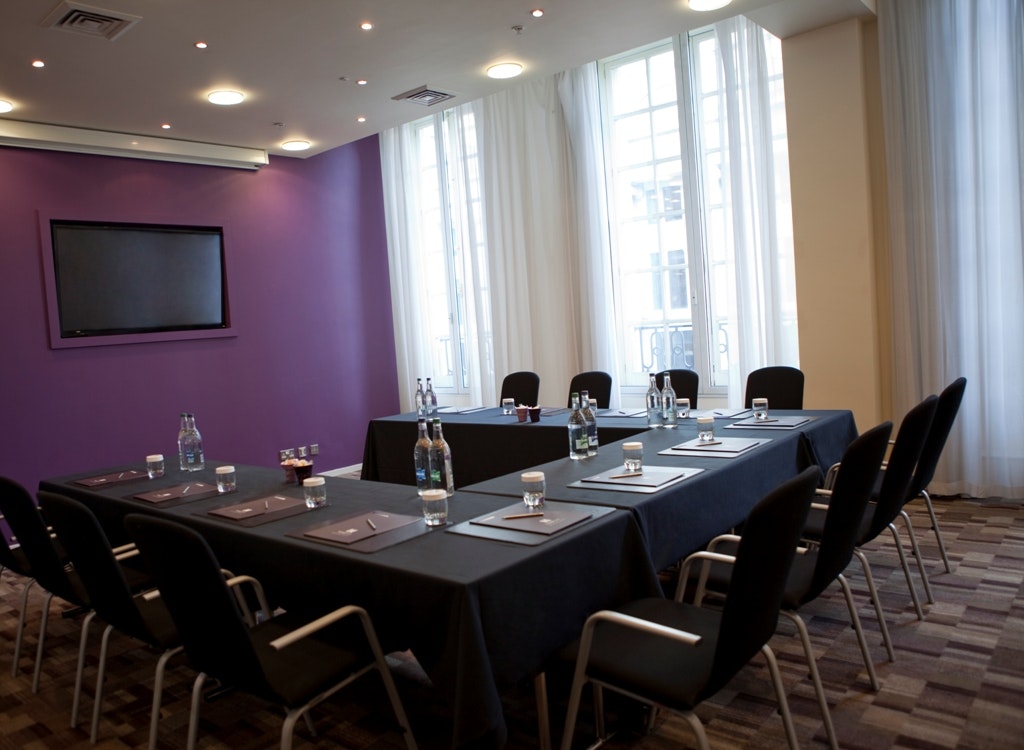 Trending Meeting Rooms Venues in London - The Trafalgar St. James (Old - not live)