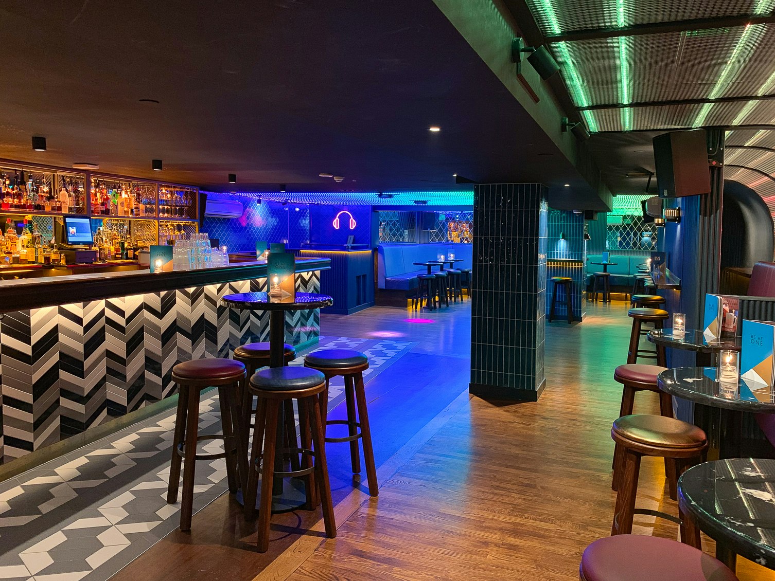 Be At One, Liverpool Street - The Hideaway image 4