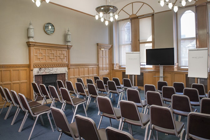 De Vere Holborn Bars - Medium Sized Meeting Room image 2
