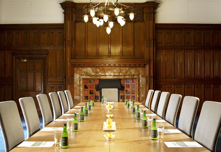 De Vere Holborn Bars - Large Meeting Room image 1