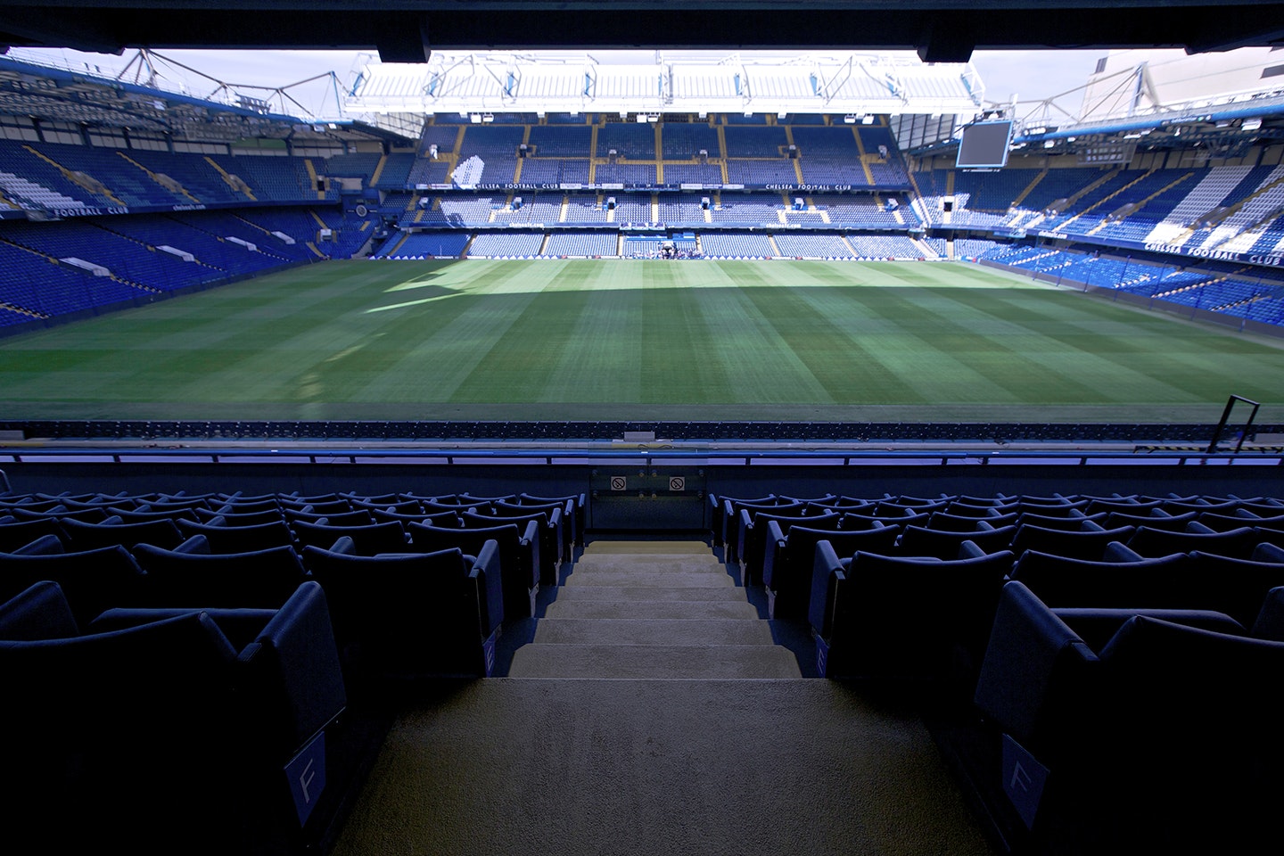 Chelsea Football Club - The Directors Lounge image 4
