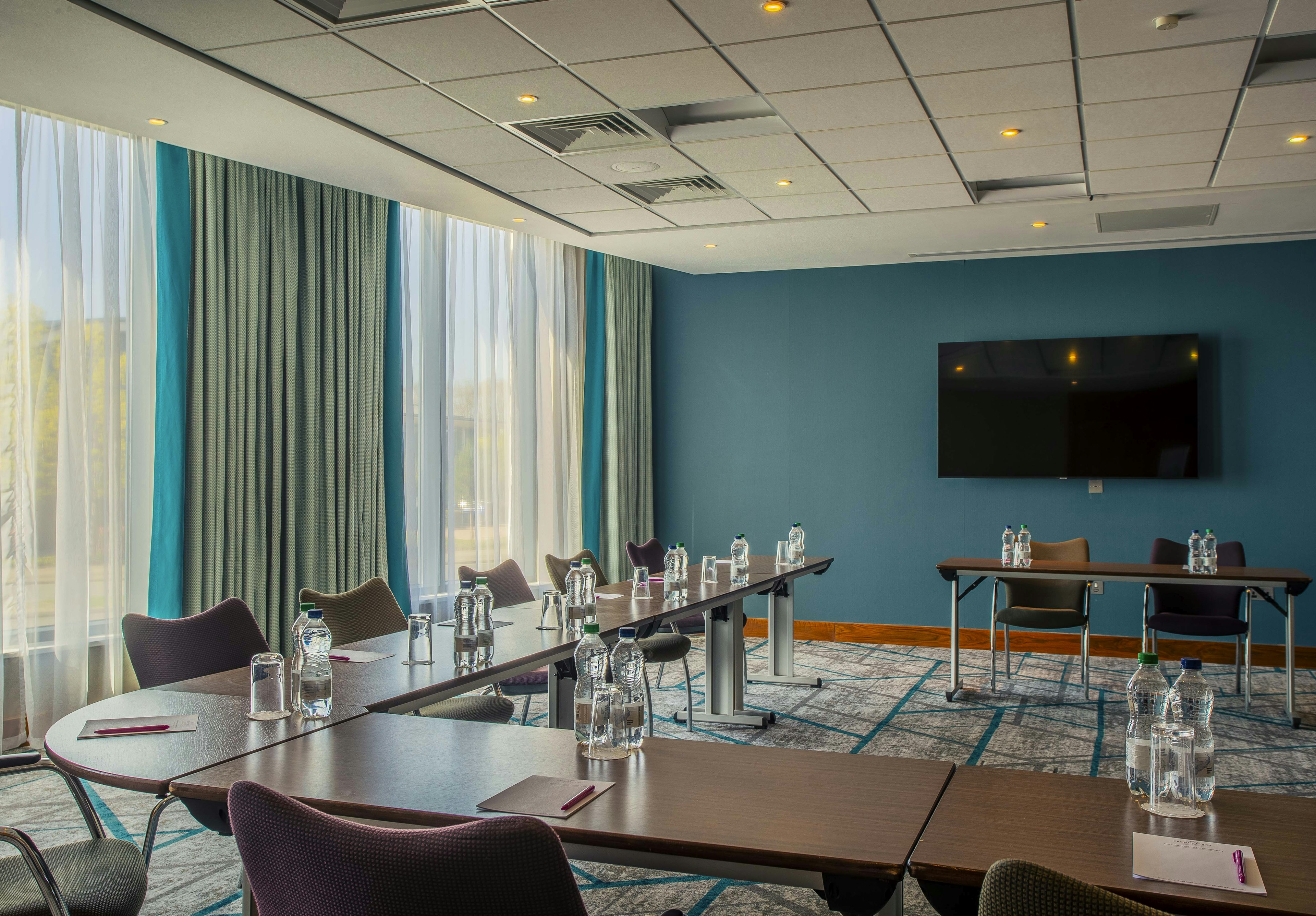 Business - Crowne Plaza Reading East