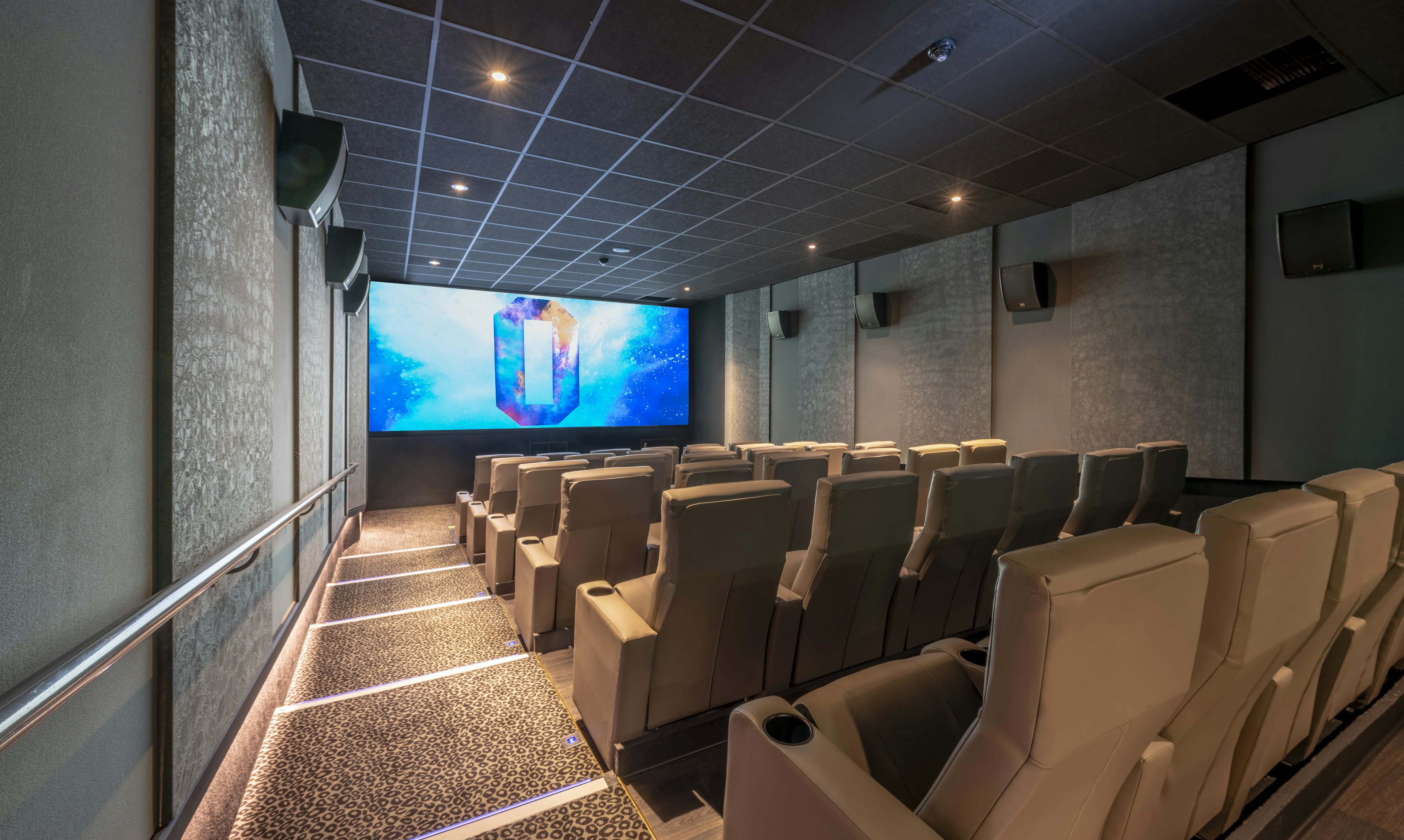 Unique Meeting Rooms - ODEON LUXE Leicester Square   - Business in Studio Screens - Banner