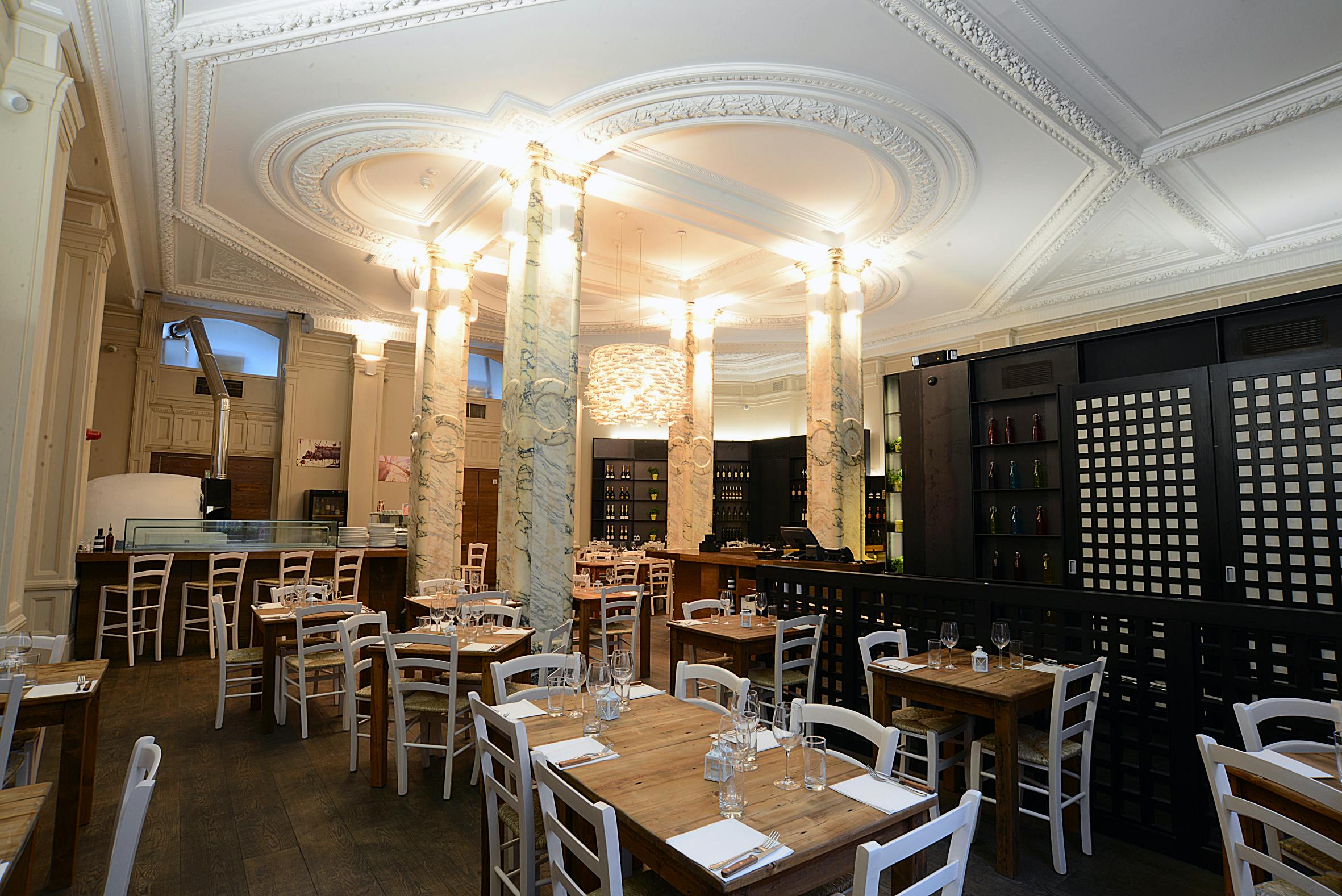 The Grand at Trafalgar Square - image 1