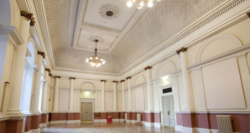 Shoreditch Town Hall - Council Chamber image 3