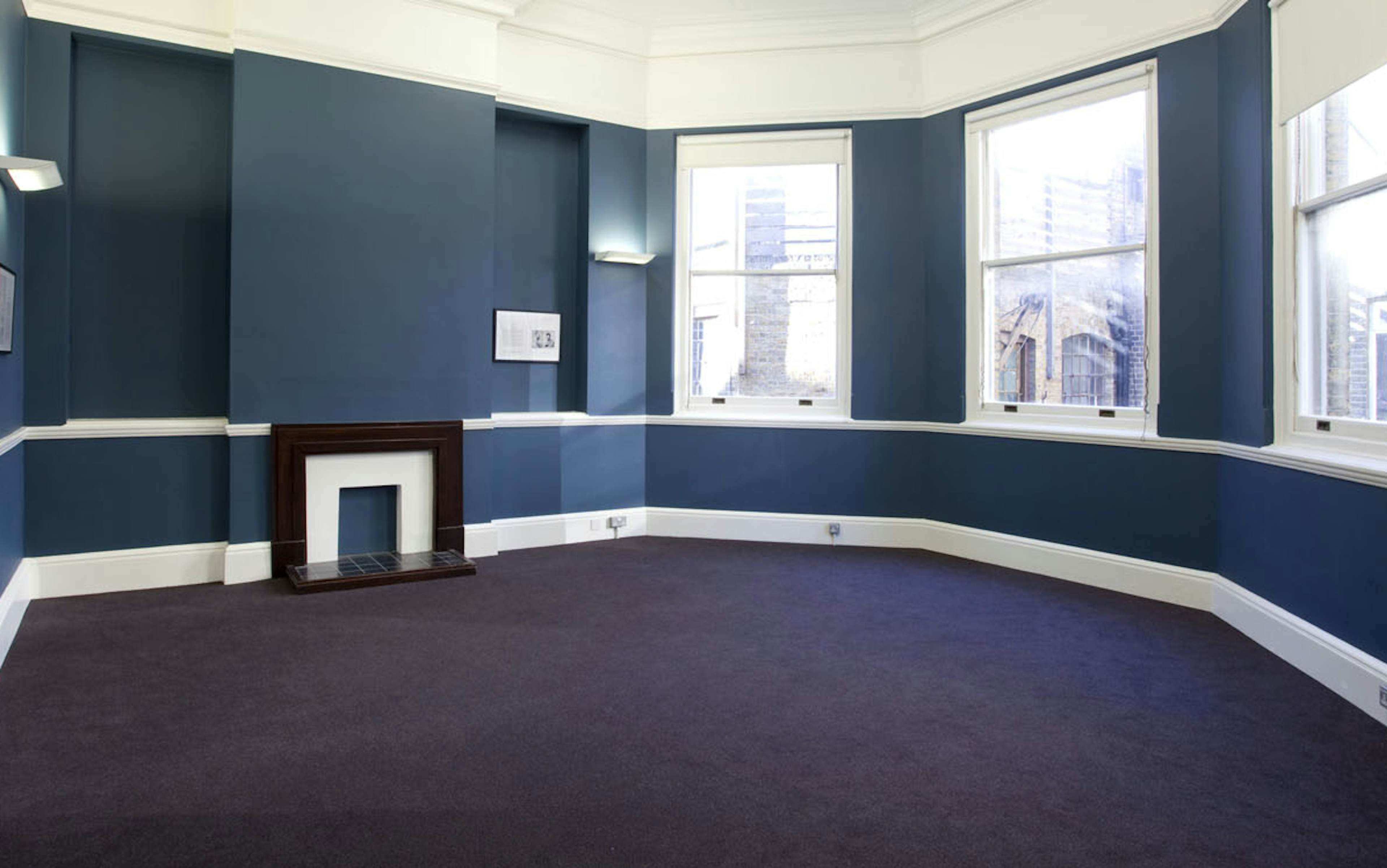 Shoreditch Town Hall - Medium Committee Room image 1