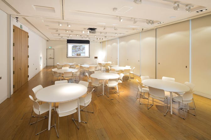 The Goldsmiths' Centre - Exhibition Room image 3
