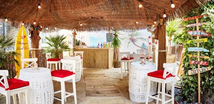 The Montague on the Gardens - The Beach Bar image 1