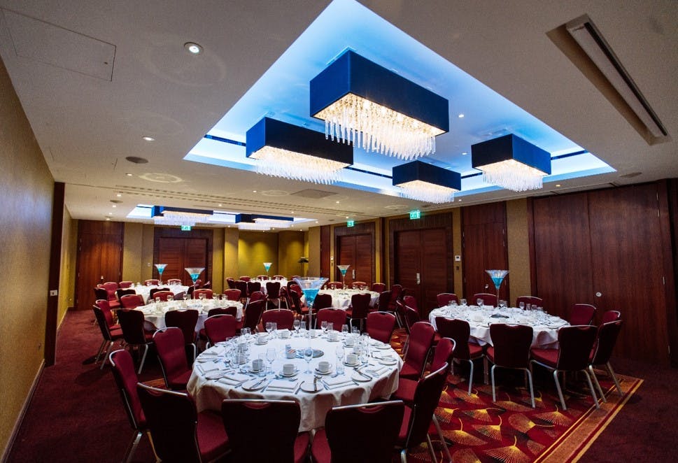 Balmoral Suite | Business | Holiday Inn London ...