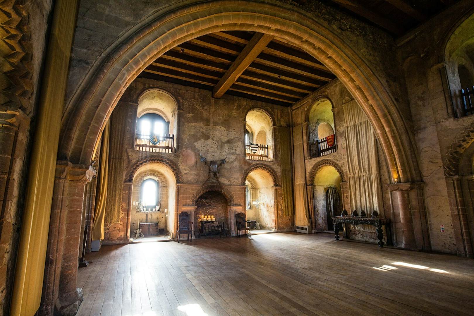 Banqueting Floor Film And Photo Hedingham Castle - hedingham castle roblox
