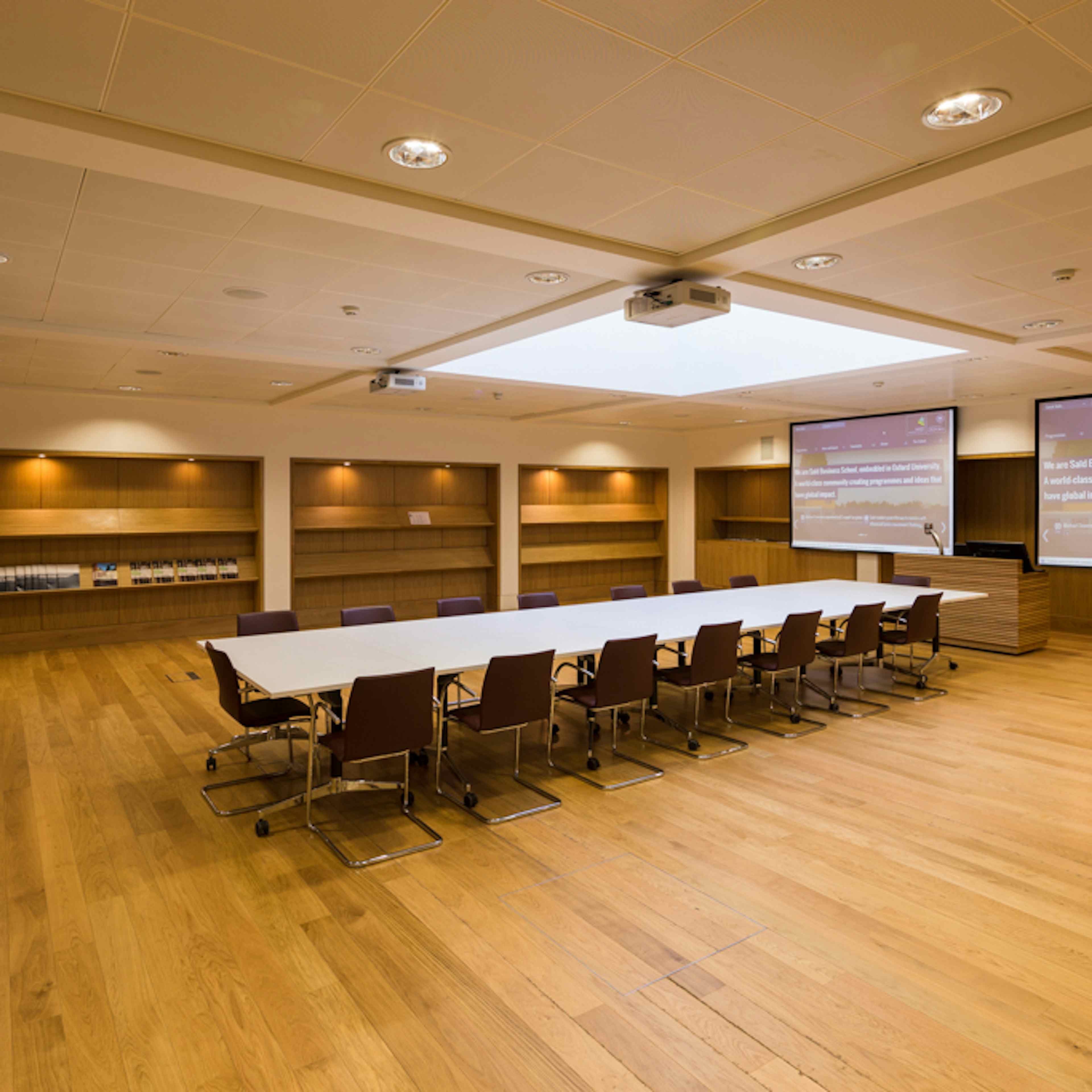 Park End Street Venue, Saïd Business School, University of Oxford - Classroom 1 and Clore Lecture Room image 2