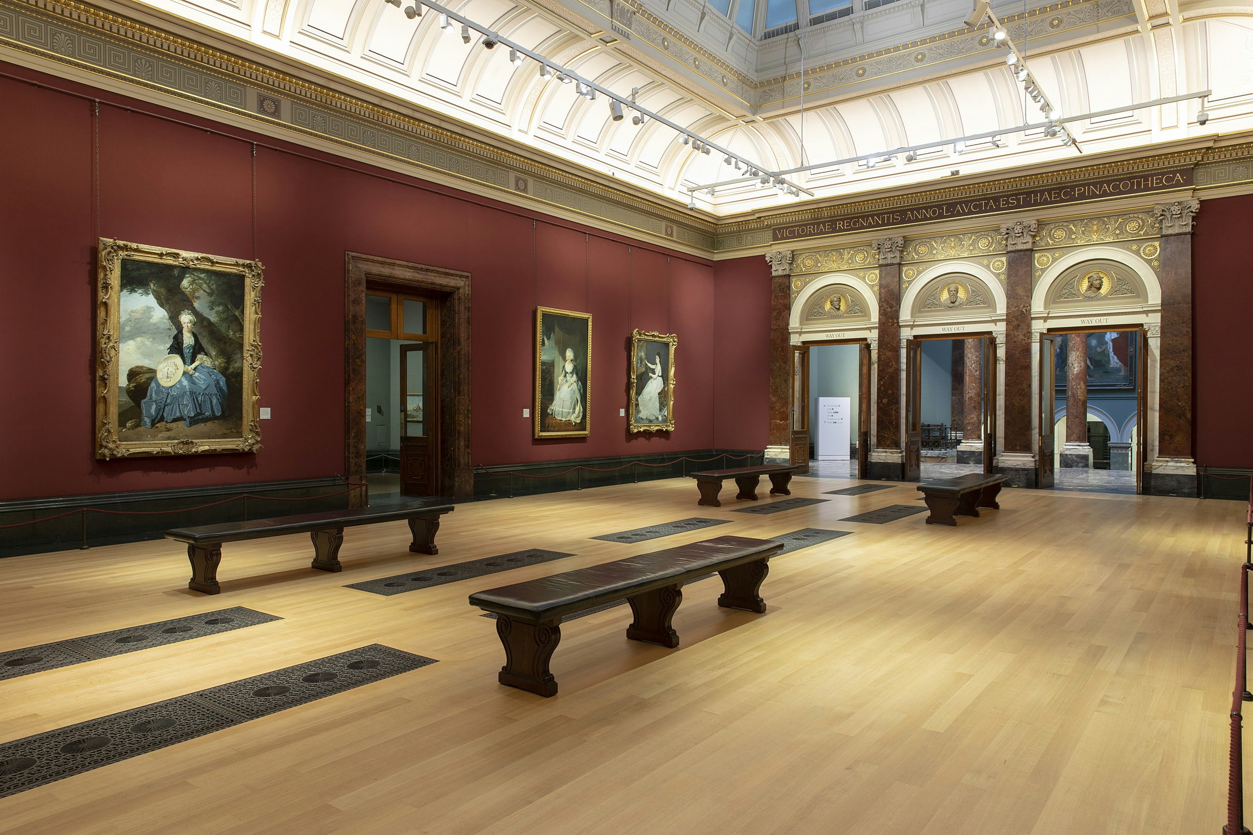 The National Gallery - Central Hall image 9