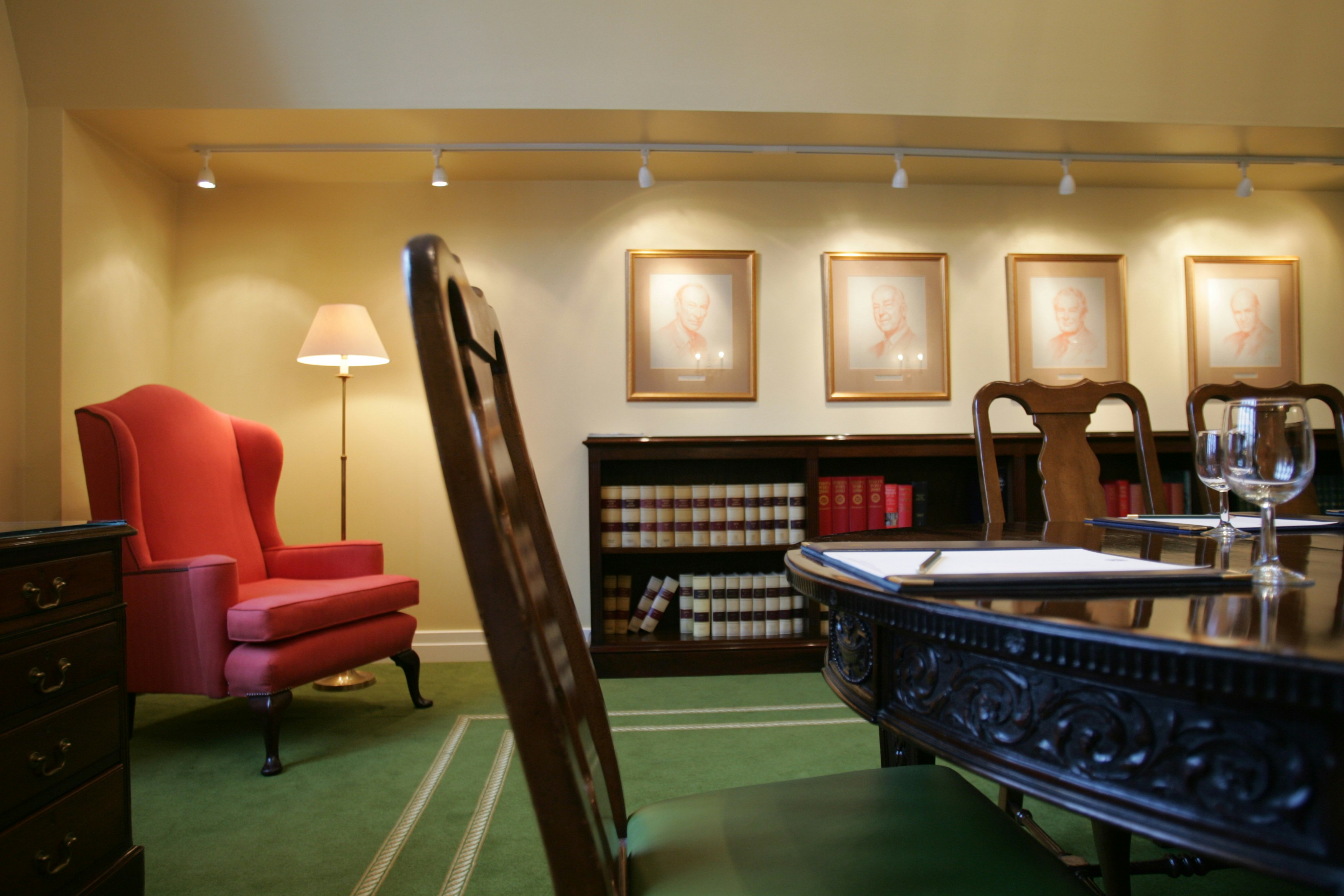 The Honourable Society of Gray's Inn - The Benchers' Library image 3