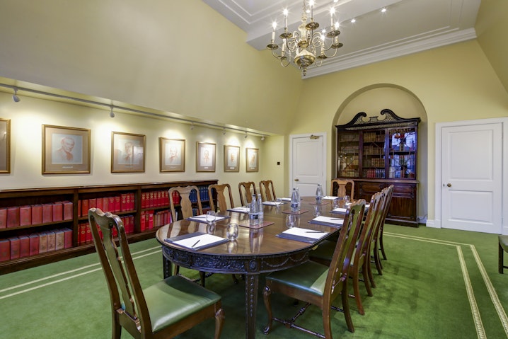 The Honourable Society of Gray's Inn - The Benchers' Library image 1