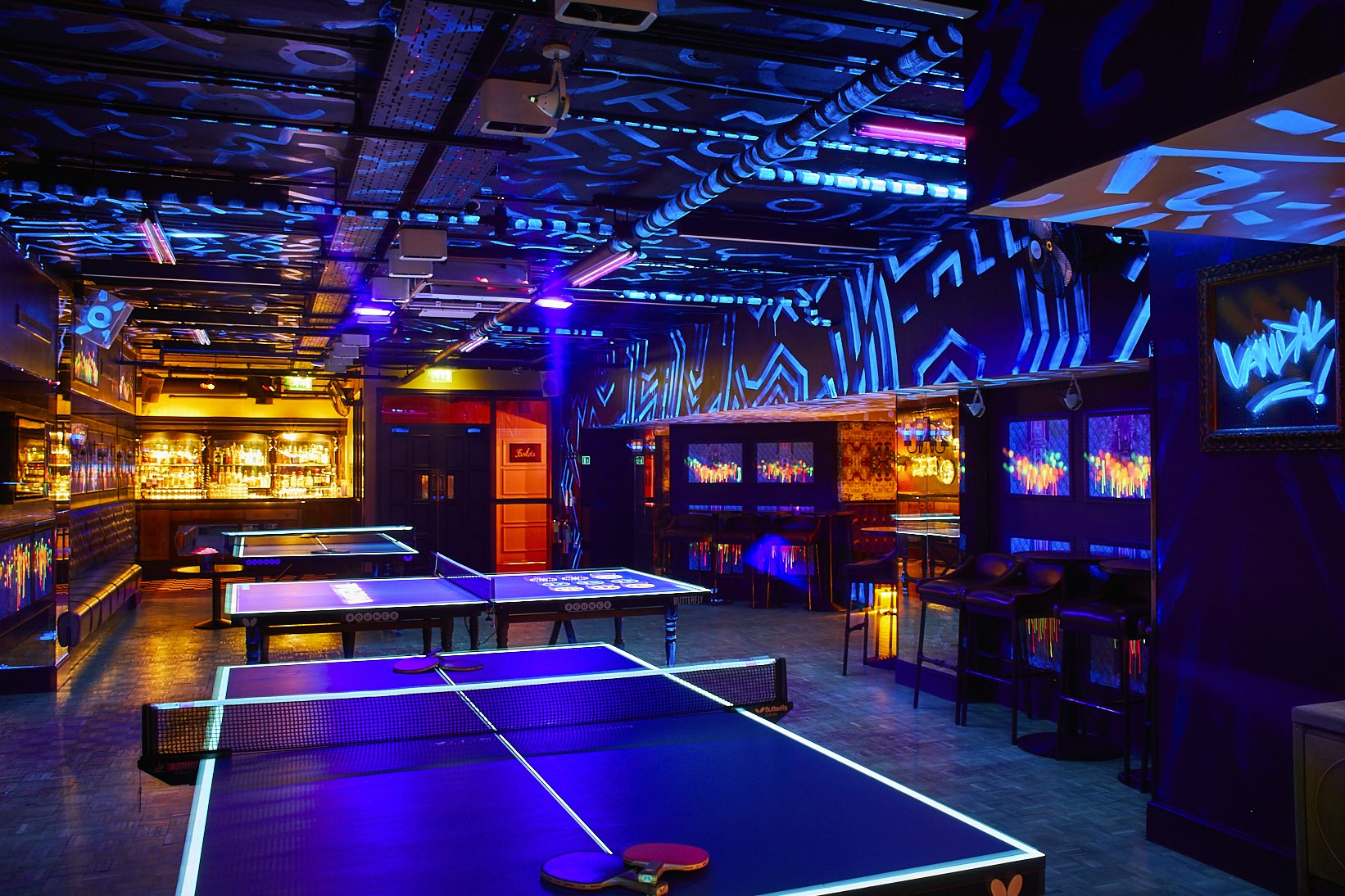 Bounce tables and bar