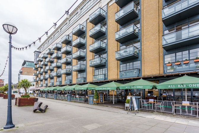 All Bar One Butlers Wharf - Decked Terrace image 3