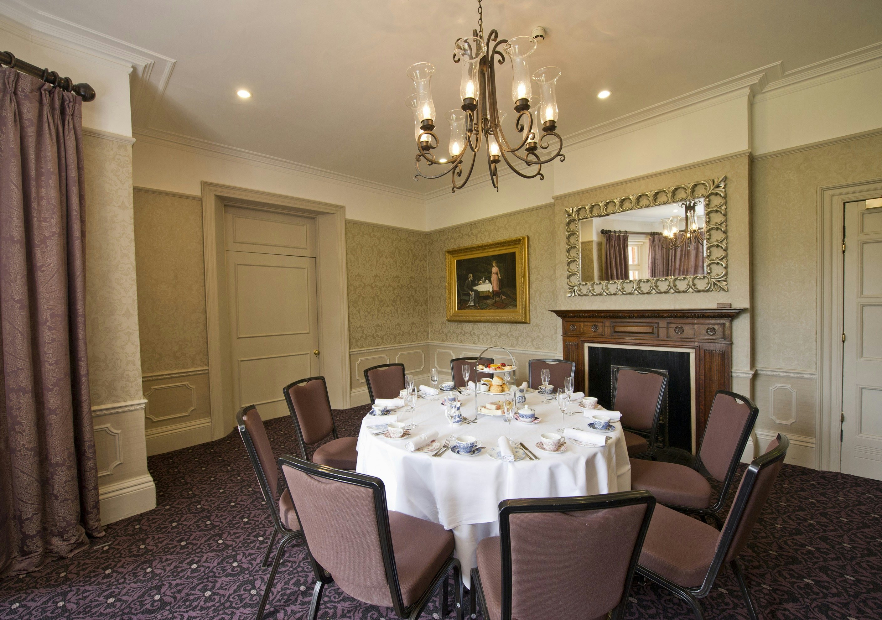 Woodlands Park Hotel - The Study image 2
