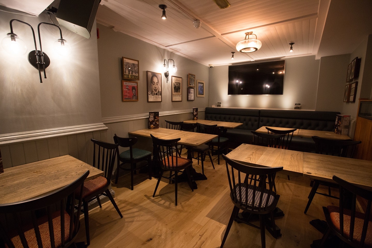 O'Neill's Wardour Street - Ground Floor image 2