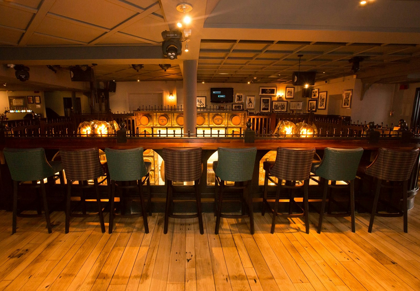 O'Neill's Wardour Street - First Floor image 3