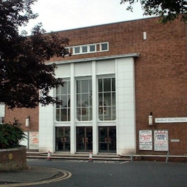Brierley Hill Civic Hall - Main Hall image 3